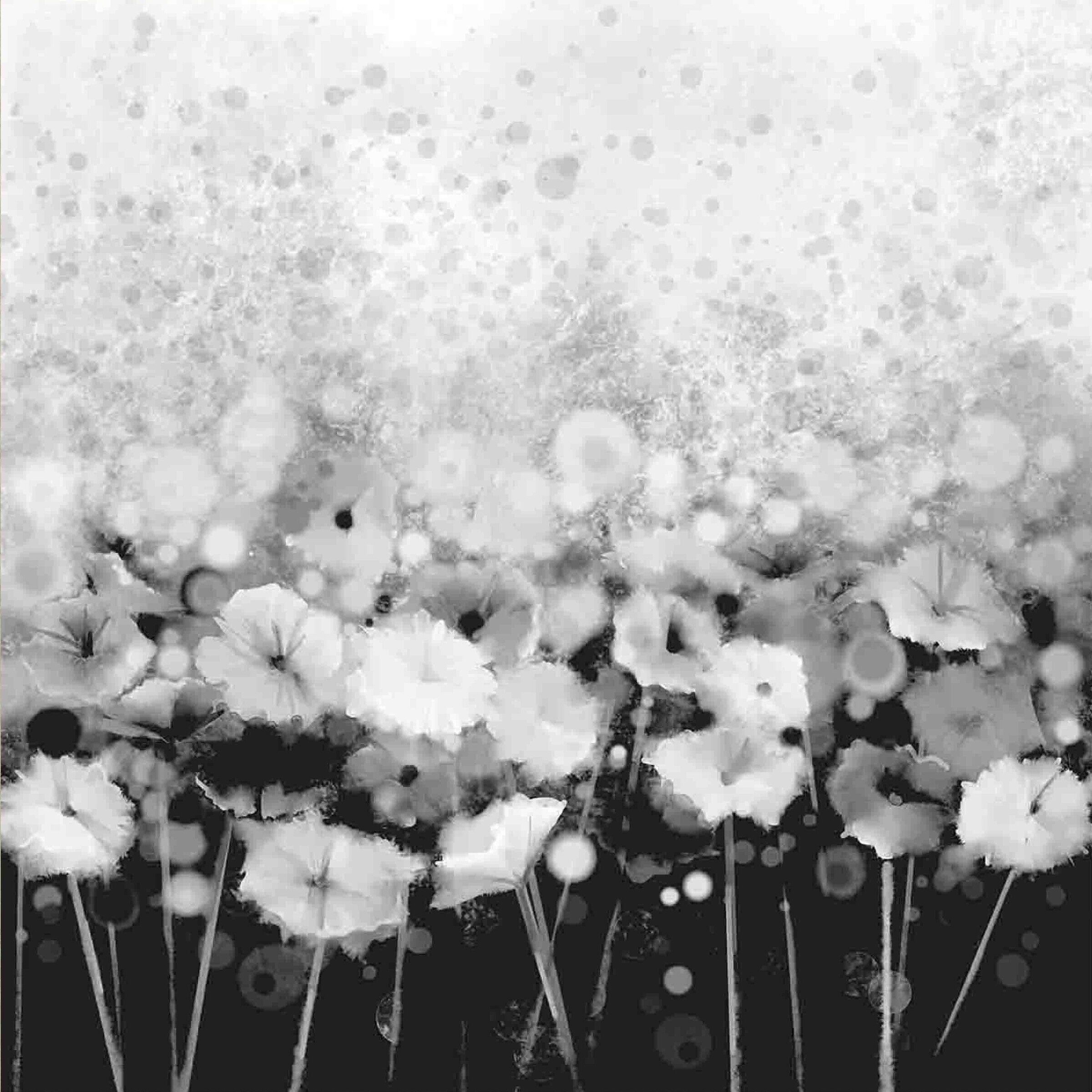 Pretty Petals – Monochrome